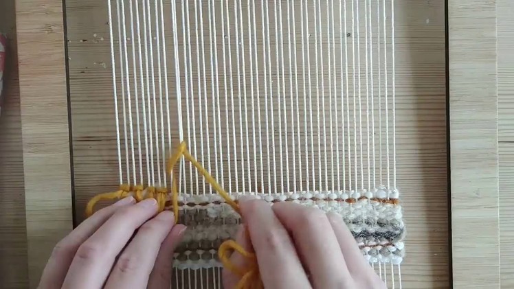 Loom weaving tutorial for beginners: How to make rya loops
