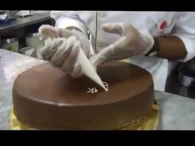 How 2 Decorate  Birthday cake Chocolate