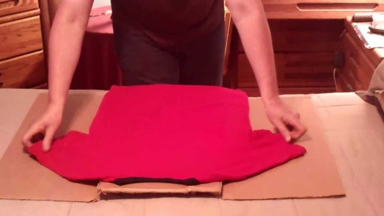 How To Fold T Shirts Using A Cardboard Box 001