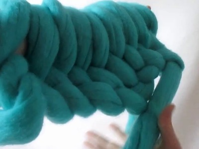 Arm Knitting: The Super Easy Cast On