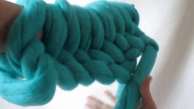 Arm Knitting: The Super Easy Cast On