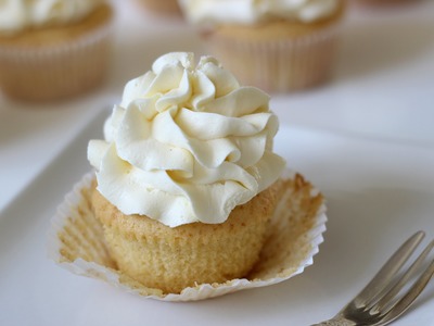 How to Make Cupcakes. Vanilla Cupcake Recipe