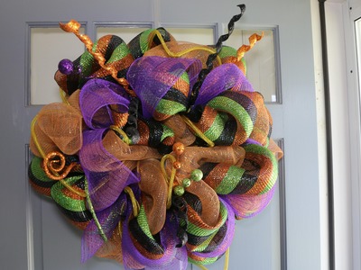 Deco Mesh Halloween Wreath - Easy Step by Step Instructions