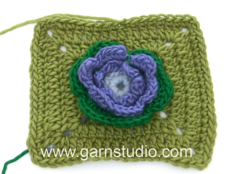 DROPS Crocheting Tutorial: How to work the square to the water lily - Mystery Blanket