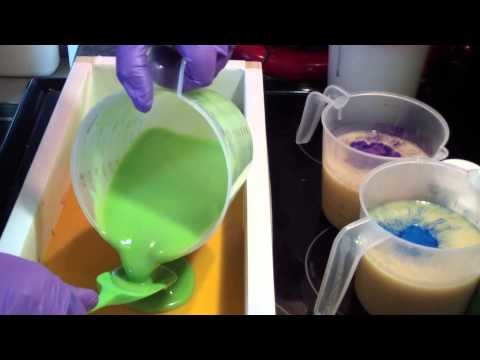 Making & Cutting Rainbow Sherbet Rainbow Soap