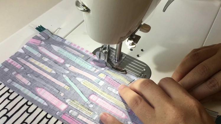Beginner friendly way of installing zippers - Sew Together Bag Sew A-Long