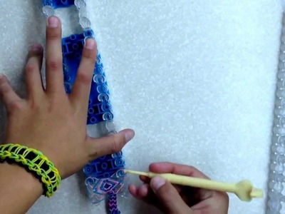 How to Make an Easy Chevron Bracelet