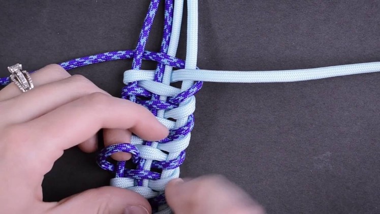 How to Tighten the Boa Weave Paracord Bracelet (2 of 3)
