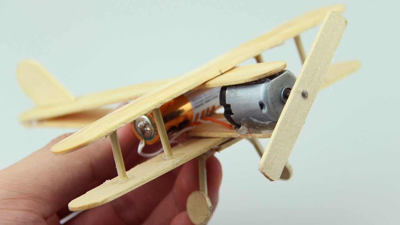 how to make a wooden airplane that flies