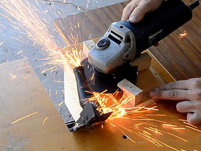 Angle grinder flat cut-off jig