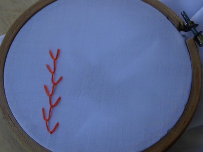 Hand Embroidery: Feather Stitch