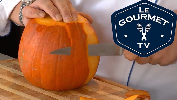 Chef Tip - How to prepare a Pumpkin - LeGourmetTV | George Brown Chef School