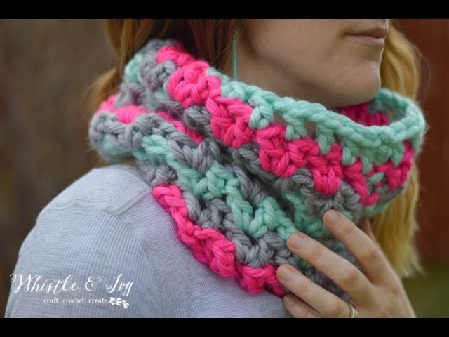 How to Crochet a Chunky V-Sitch Cowl
