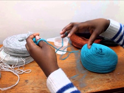 Winding the Plotulopi yarn