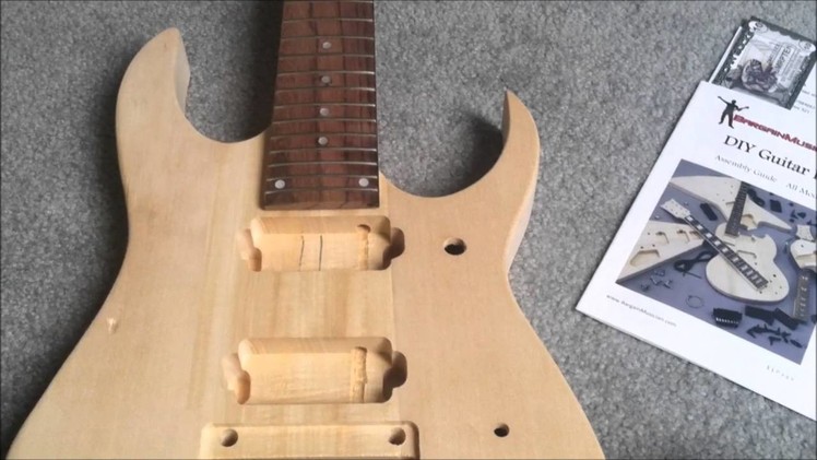 DIY 7 String guitar kit unboxing.review (Ibanez Style from bargainmusician.com)