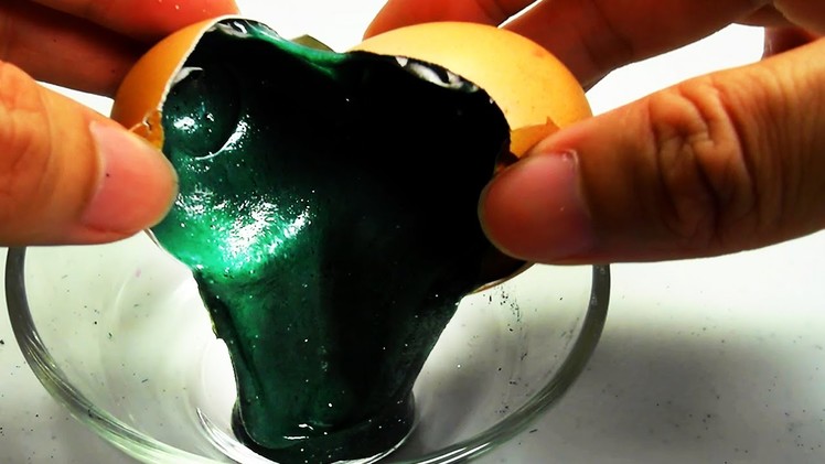 ROTTEN EGG SLIME PRANK | BLACK GOO IN AN EGG SHELL | REAL BLACK EGG THINKING PUTTY - Elieoops