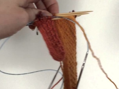 Top-Down Mittens: Joining Thumb + Body with a Three Needle Bind Off