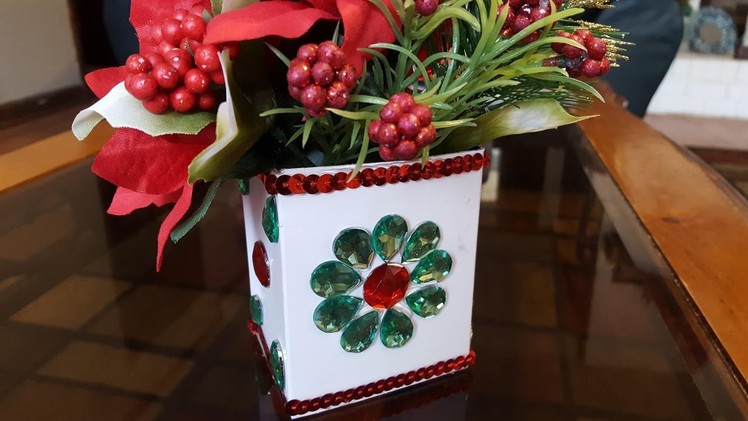 Christmas Flower Box - Dollar Tree Crafts