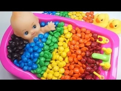 Doll Bath Learn colors of M&M's Chocolate candies. Children's songs and rhymes!