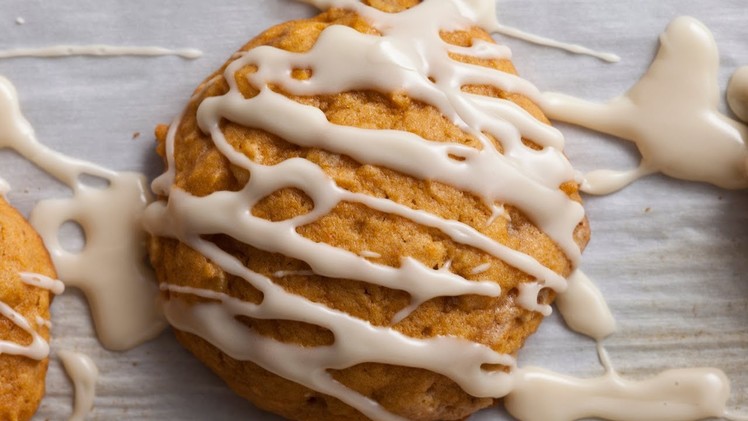 How to Make Easy Spiced Pumpkin Cookies - The Easiest Way