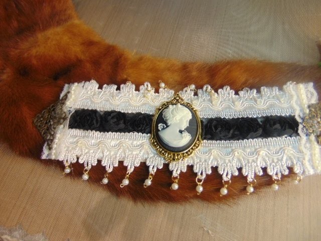 Cameo, Lace & Bead Bracelet Tutorial