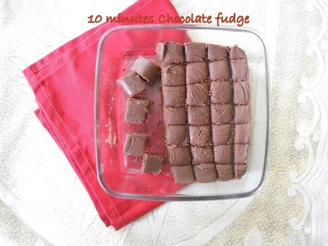 EASY CHOCOLATE FUDGE - HOMEMADE CHOCOLATE RECIPE | Nisa Homey
