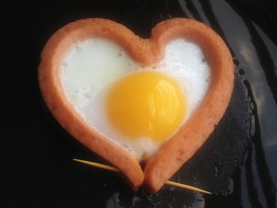 Heart shaped fried egg - Eggs with sausage