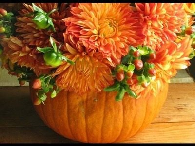 DIY Pumpkin Vase Fall Centerpiece