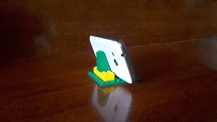 Lego DIY: Making a simple phone stand with Lego