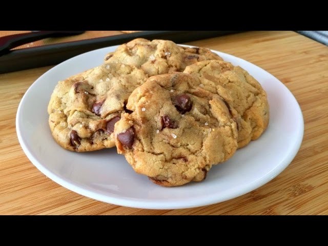 Super Easy Chocolate Chip Cookies Recipe + A SECRET