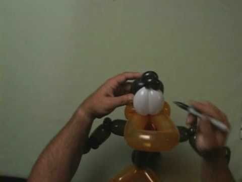 Advanced Balloon Twisting Art How to make Cartoon Character Daffy Duck making a balloon doggy