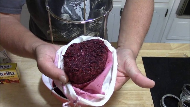 How to Make Blackberry Jelly or Bramble Jelly