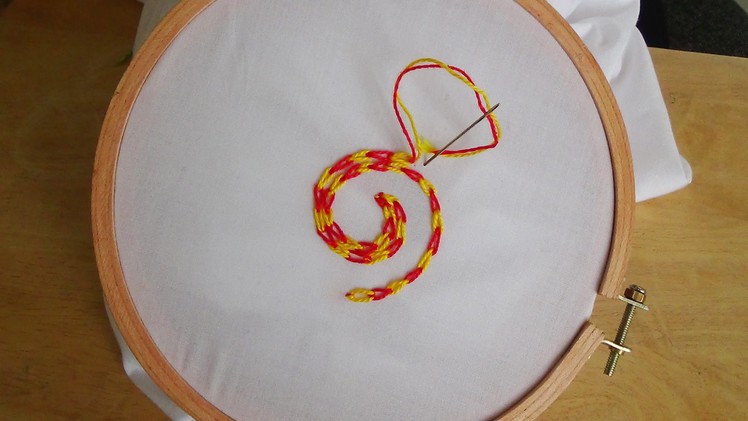 Hand Embroidery:Chequered Chain Stitch