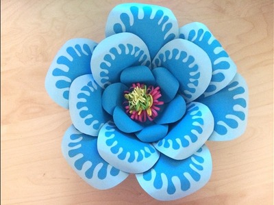 Giant Paper craft - Paper flowers