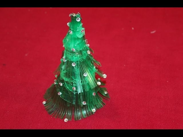 DIY Christmas crafts: CHRISTMAS TREE recycling a plastic bottle