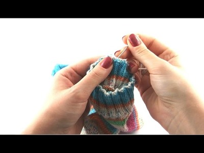 How to Knit Socks #9 Weaving in loose ends