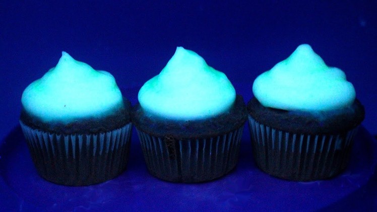 How to Make GLOW-IN-THE-DARK Cupcakes | RECIPE