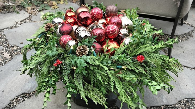Christmas Ornament Planters - How To Decorate Your Planters For Christmas - Outdoor Decorating