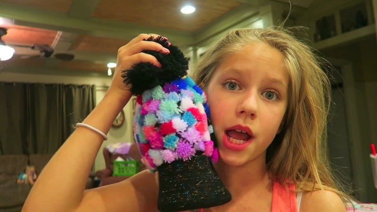 DIY 100 Pom Pom beanie challenge with Pom Pom WOW unboxing review! Easy crafts hopes heroes