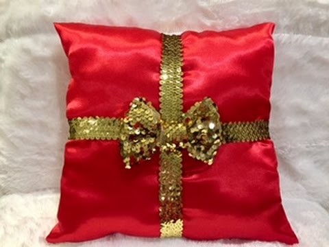 Christmas Present Cushion. Holiday Cushion, DIY