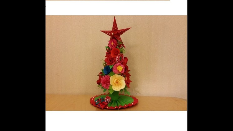 Miniature Christmas tree : Paper flower Christmas tree : A doll Christmas tree