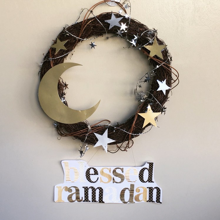 DIY Ramadan door wreath