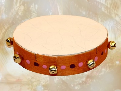 Tambourine craft with a Camembert box