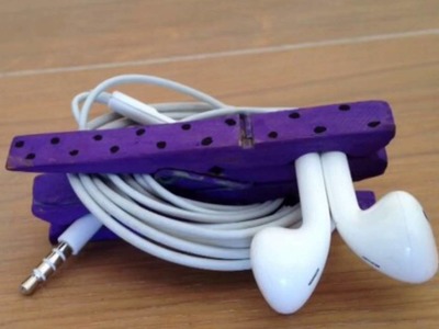 DIY How to make an earphone holder.