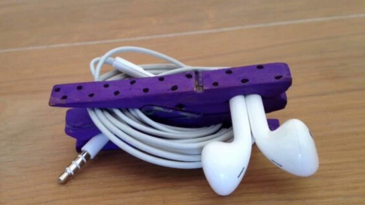 DIY How to make an earphone holder.