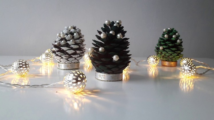 How to make a pine cone Christmas tree