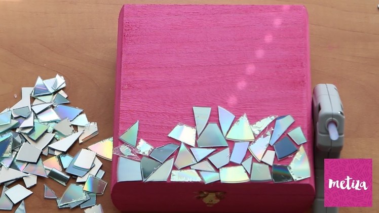 DIY Gifting Series: Recycled CD Jewelry Box