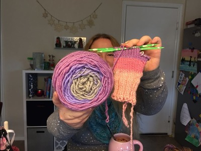 BookishStitcher Podcast Episode 121: Christmas Knitting Bags