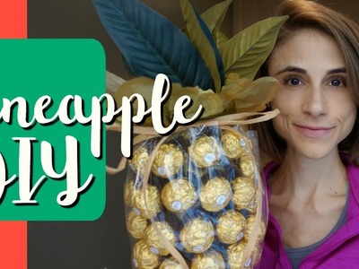 DIY: Pineapple champagne bottle hostess gift