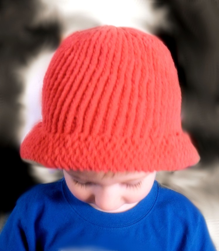 How to Loom Knit a Cloche Hat